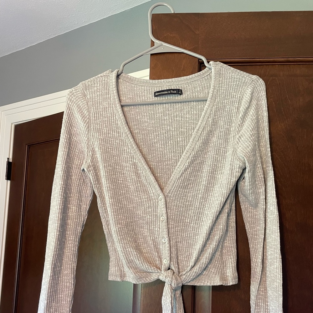 Abercrombie crop tie shirt